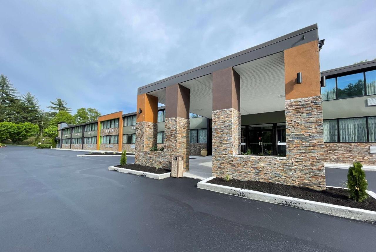 Wingate By Wyndham Lake George Bagian luar foto